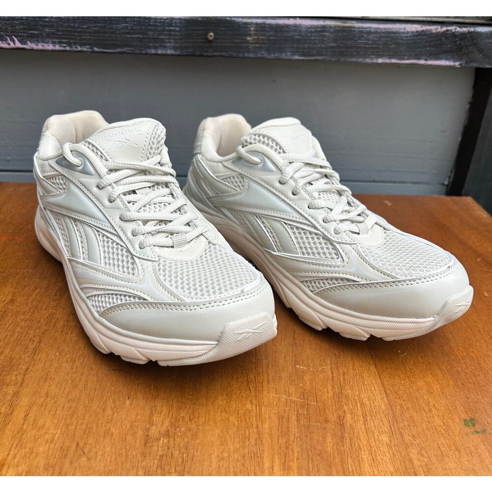 Reebok Bellwave Training Shoes Womens Size 9 Beige Cream Athleisure Sneakers - Picture 4 of 9